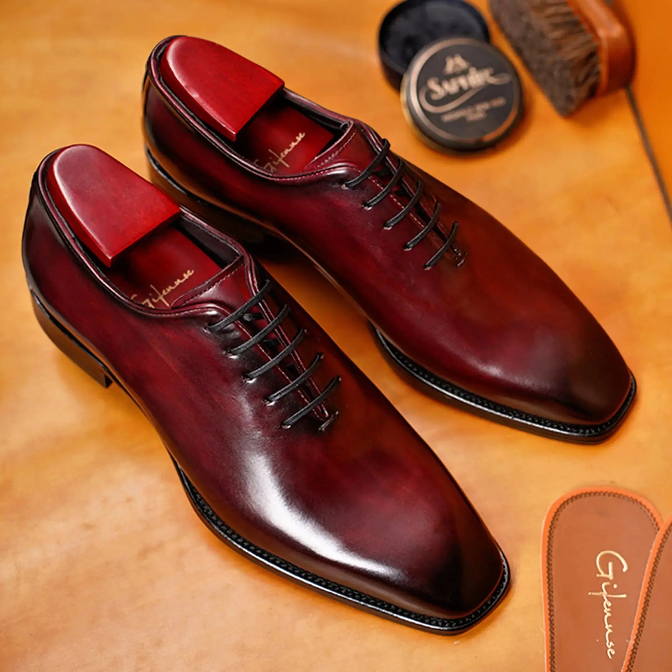 Hand Painted Whole Cut Oxford (Big Size) Gifennse