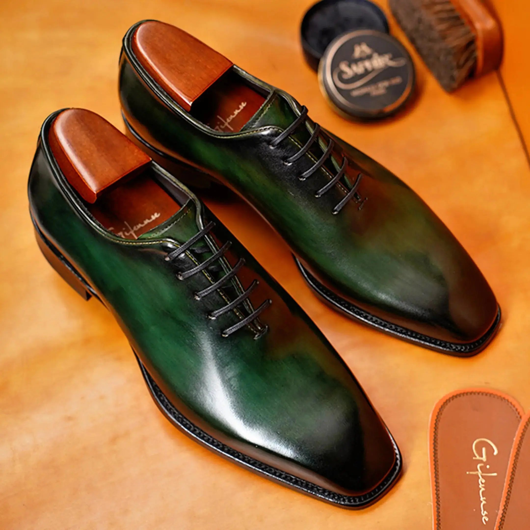 Hand Painted Whole Cut Oxford (Big Size) Gifennse