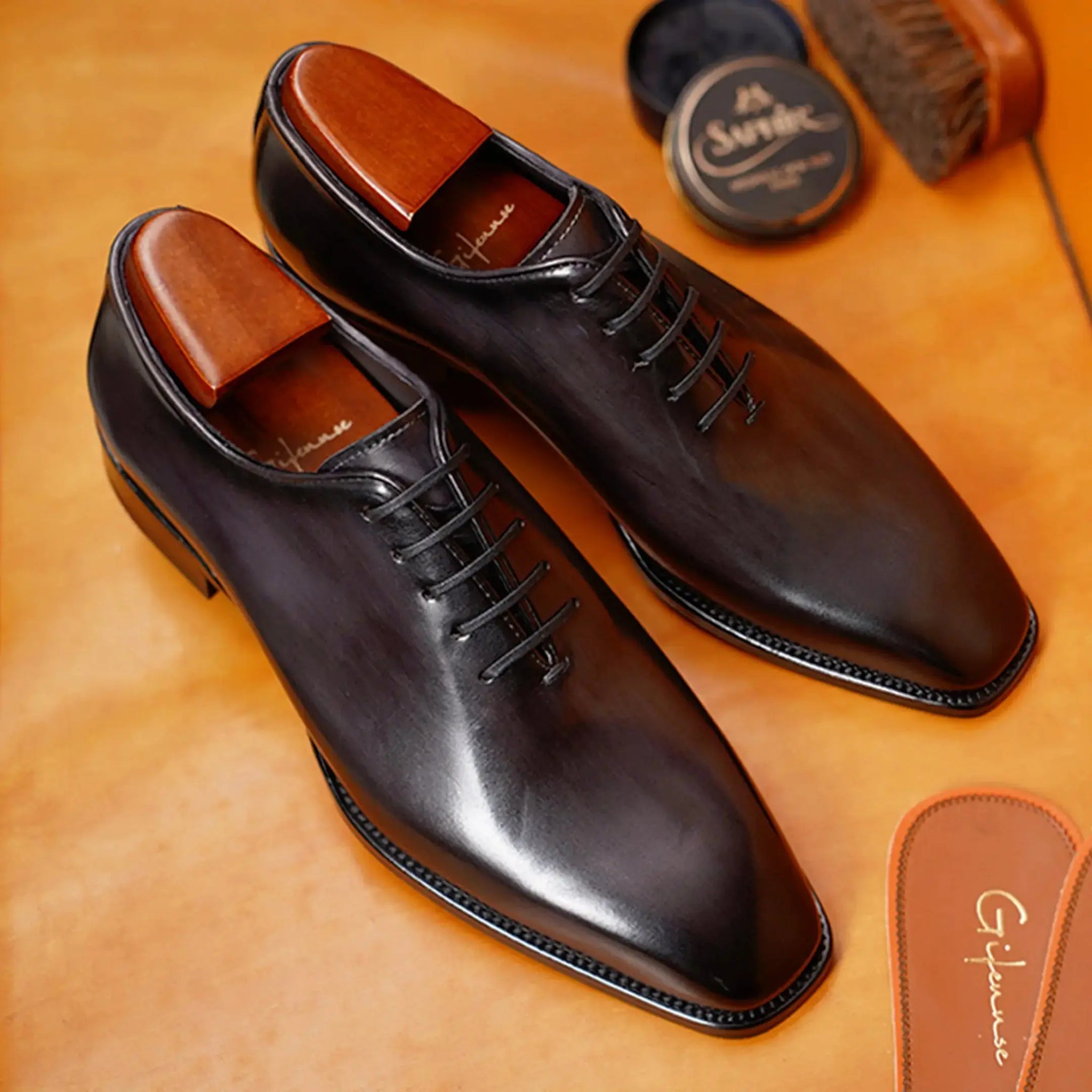 Hand Painted Whole Cut Oxford (Big Size) Gifennse
