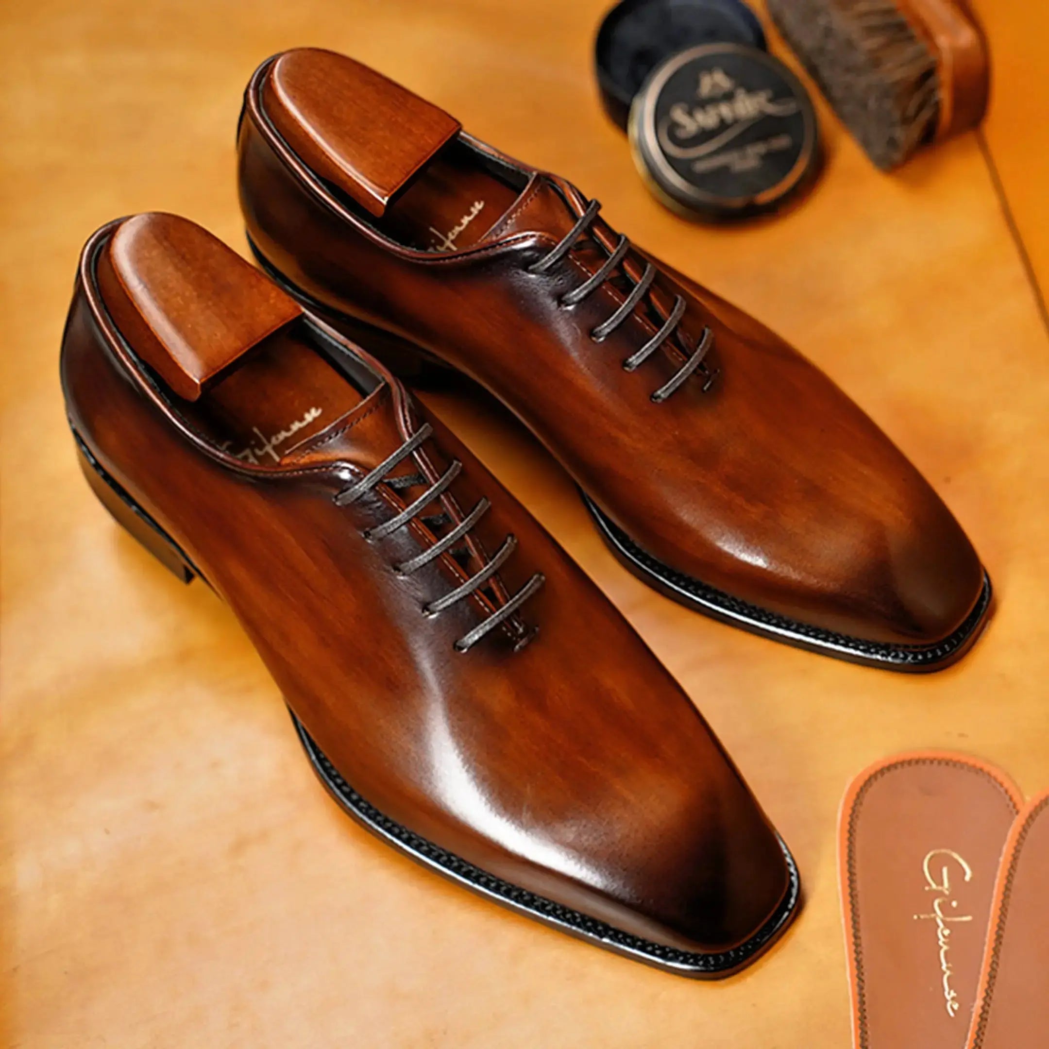 Hand Painted Whole Cut Oxford (Big Size) Gifennse