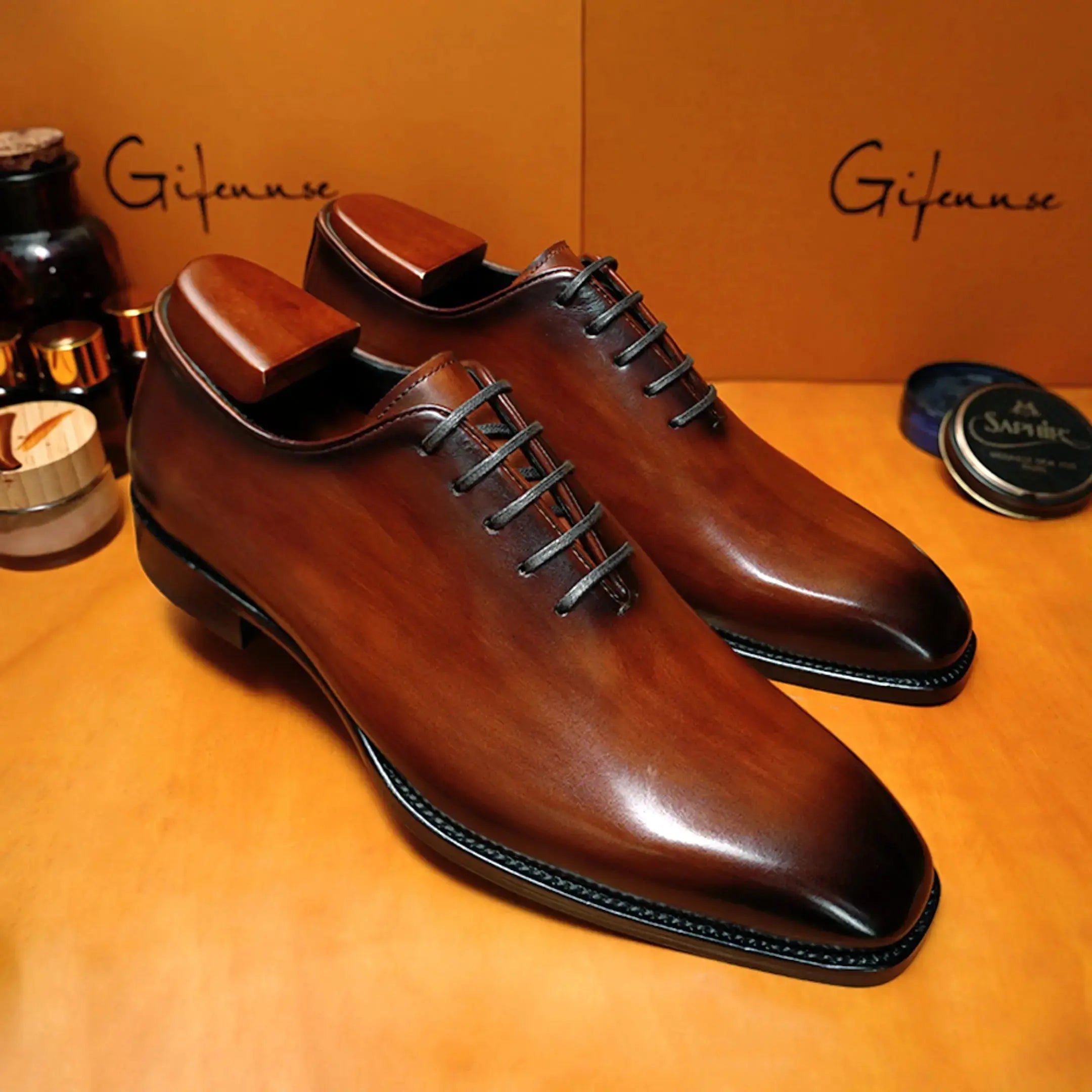 Hand Painted Whole Cut Oxford (Big Size) Gifennse