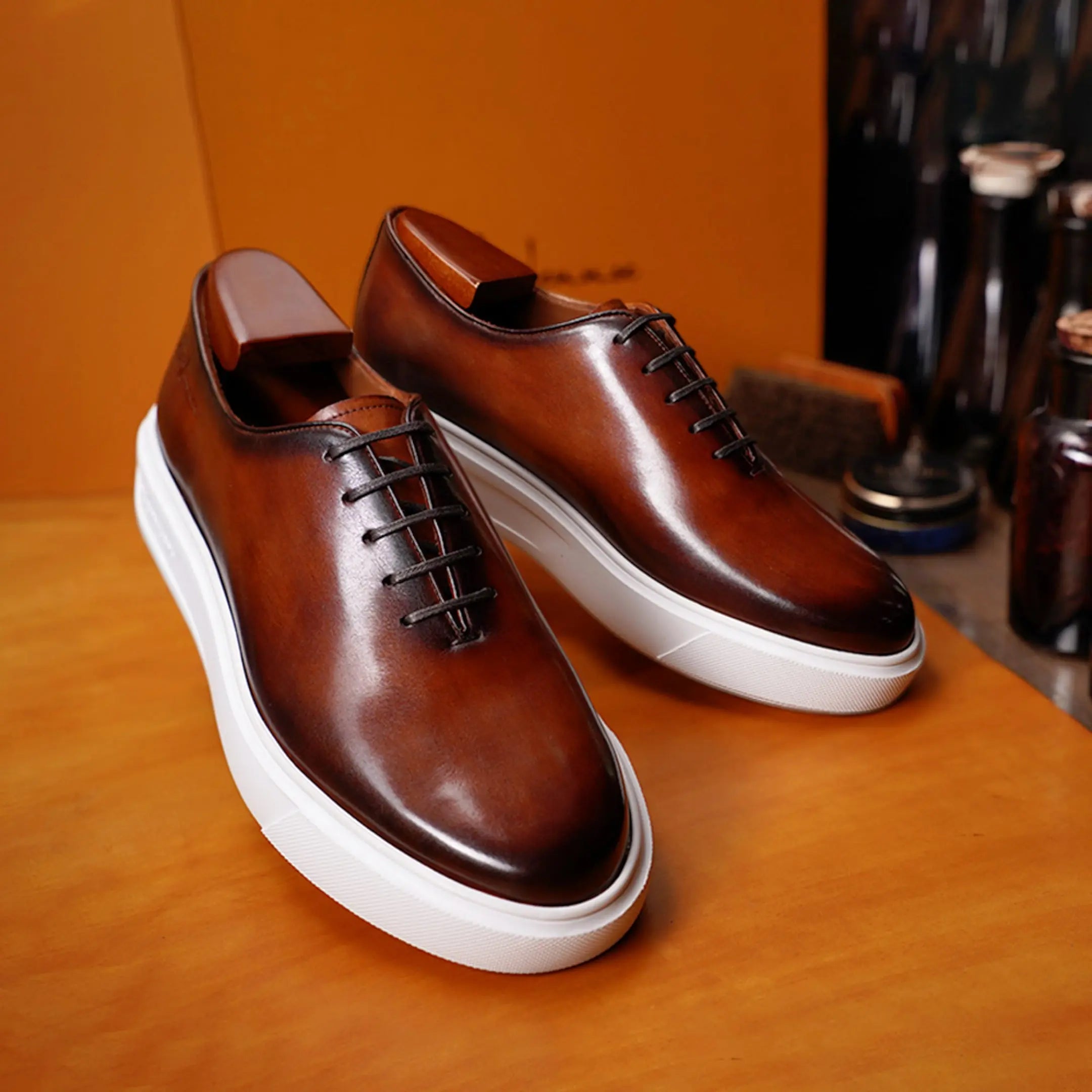 Hand Painted Sneakers Gifennse