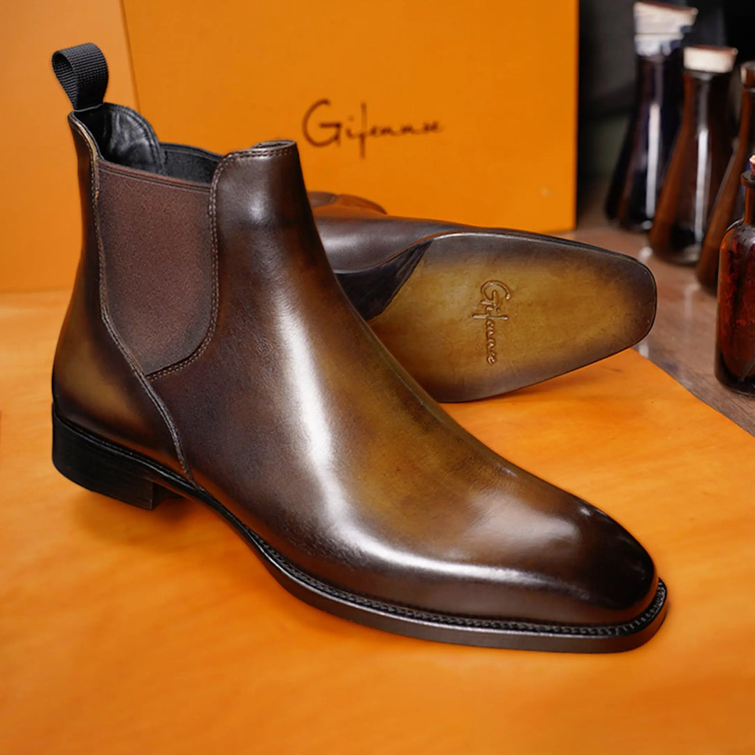 Hand Painted Boot Gifennse