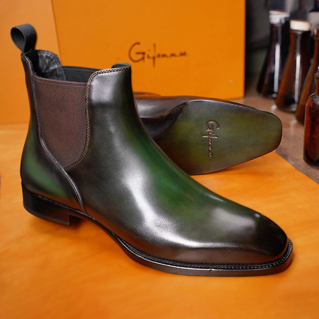 Hand Painted Boot Gifennse